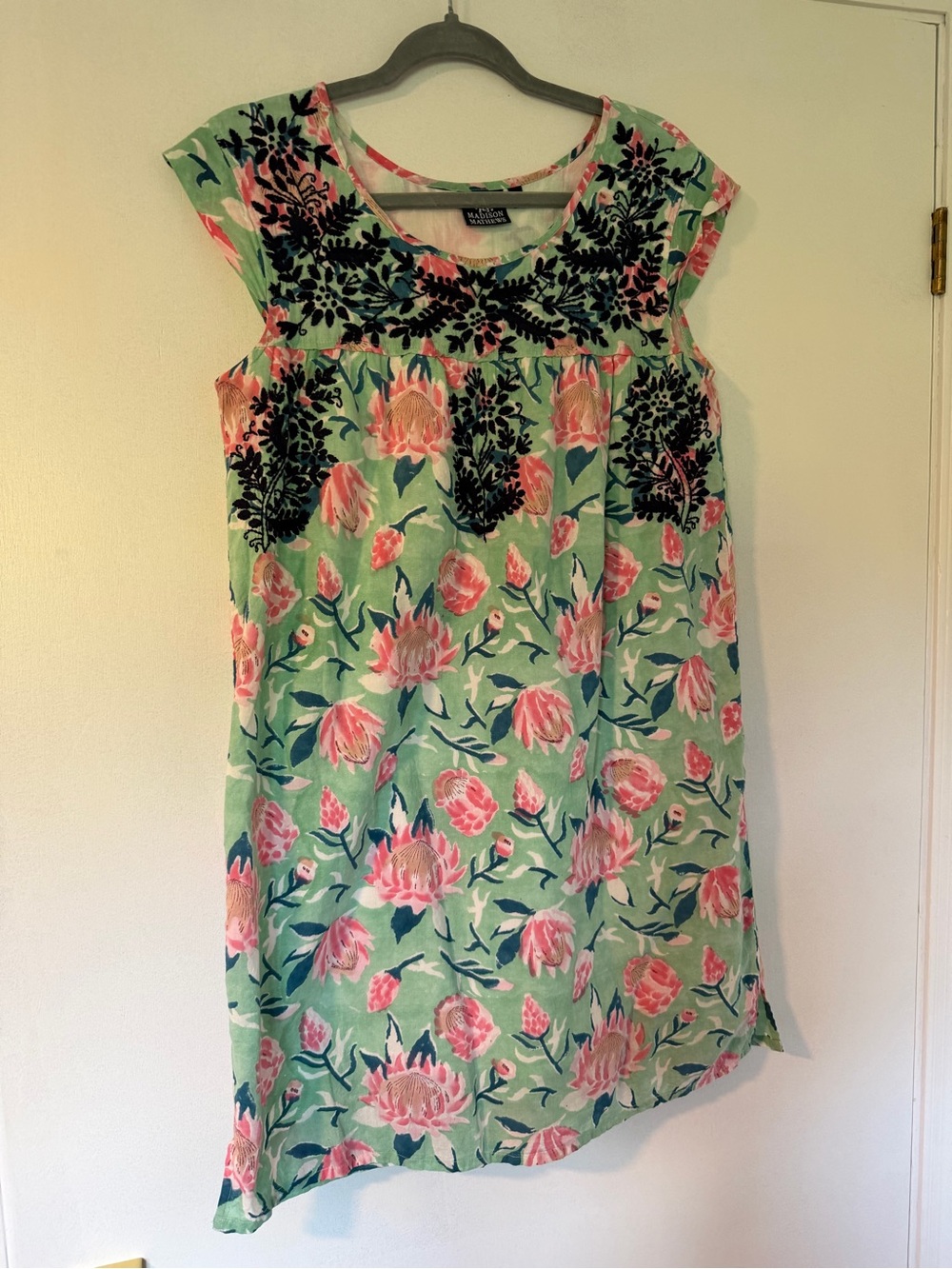 Madison Mathews Mint Green Pink Floral Shift Dress with Navy Embroidery XS